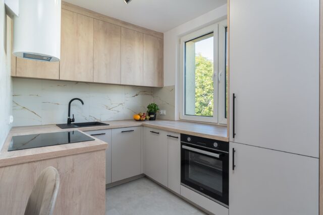 Kitchen Corner Storage Solutions and Ideas